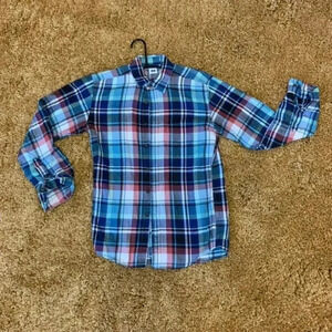 Men's Uniqlo plaid button down shirt xs